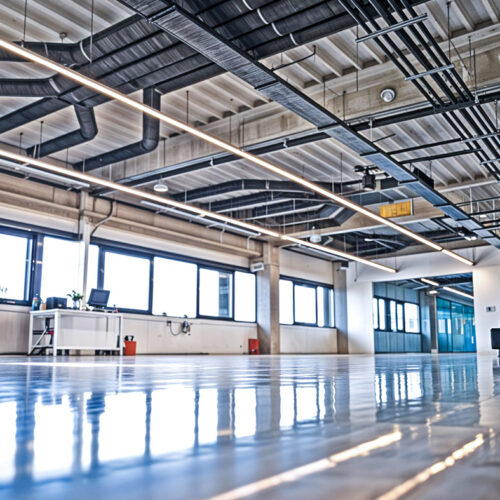 Salon Mazda Voyager Group